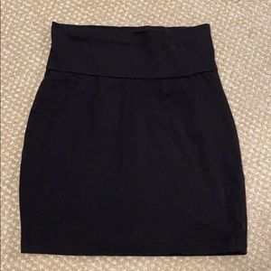 Black pencil skirt